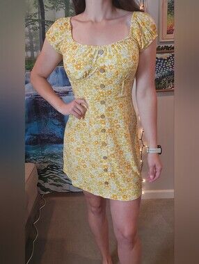 Yellow Floral Button-Front Summer Dress